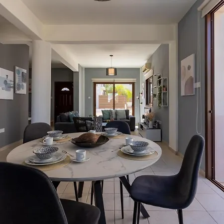 Villa Yasmina 3-br In Cape Greco