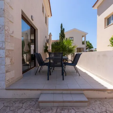 Yasmina 3-br In Cape Greco Villa Protaras